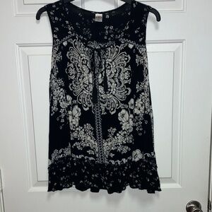 Bila Black and White Sleeveless Floral Print Blouse Size XXL